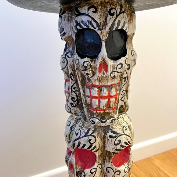 Handcrafted Indonesian Skull Pedestal Table - Picture 6 of 17